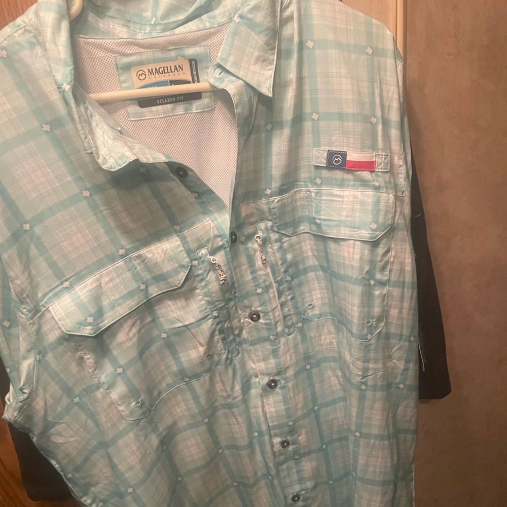 Magellan fish shirt brand new with tags